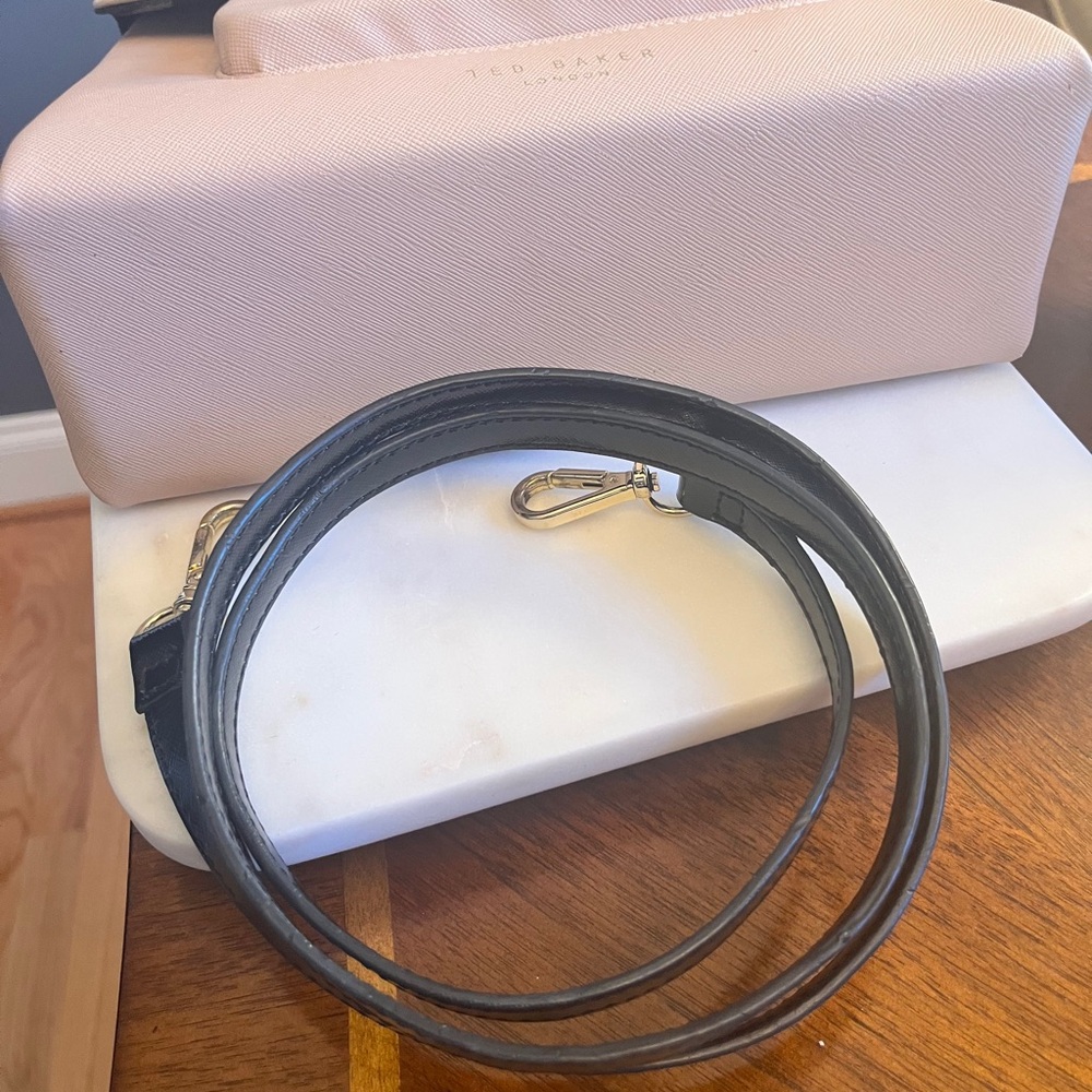 Ted Baker London Blush Pink & Black Structured Top-Handle/Crossbody Bag (EUC) - Picture 8 of 16